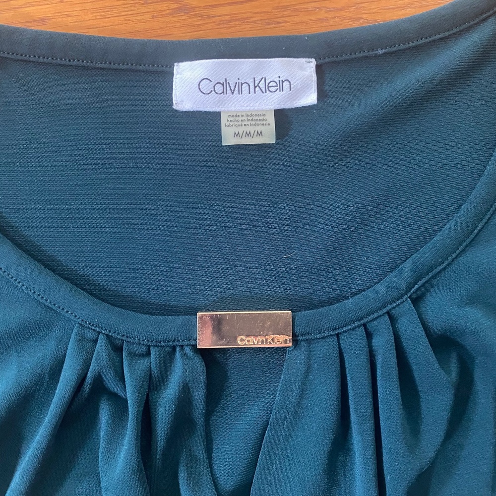 Calvin Klein emerald green sleeveless top size medium